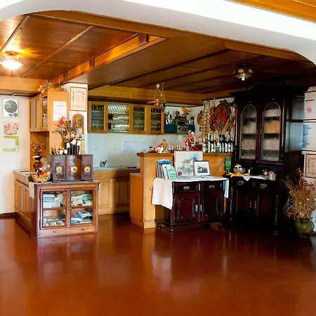 Tourist Farm Ob Izviru Krupe ファームステイ *